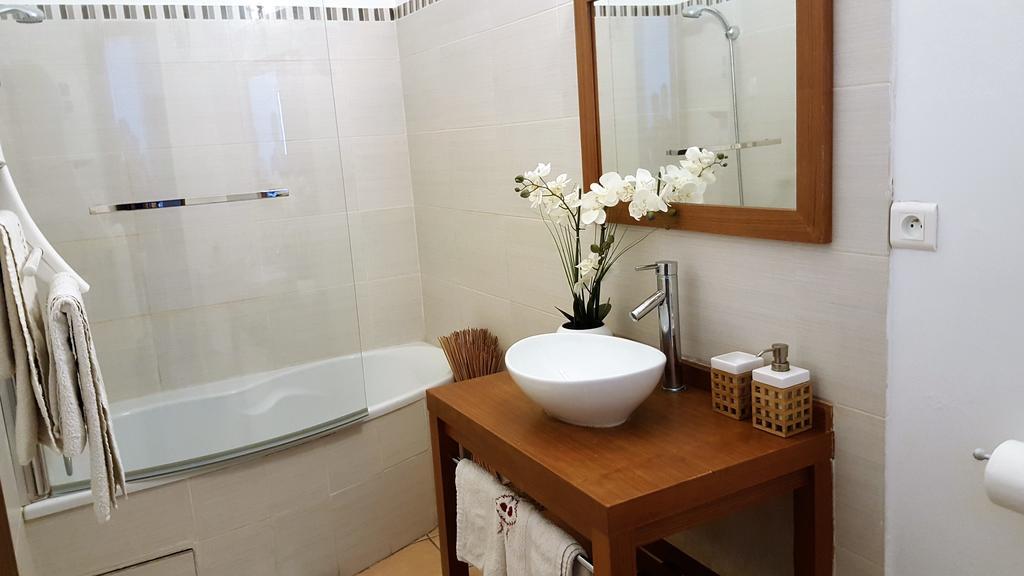 Chambres D'Hotes Des Huppes 尼姆 外观 照片